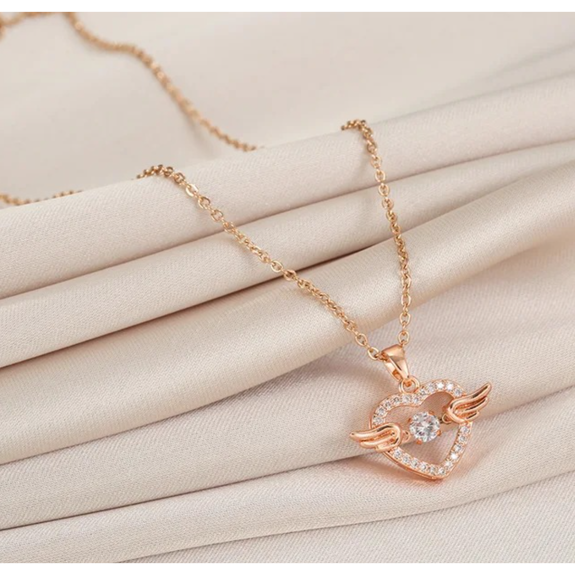 Anti Tarnish Ange Wing Pendant Chain