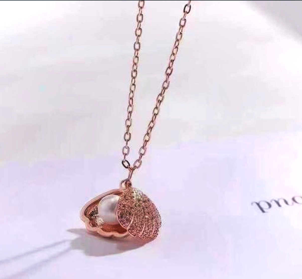 Pearl shell Anti Tarnish Pendant Chain