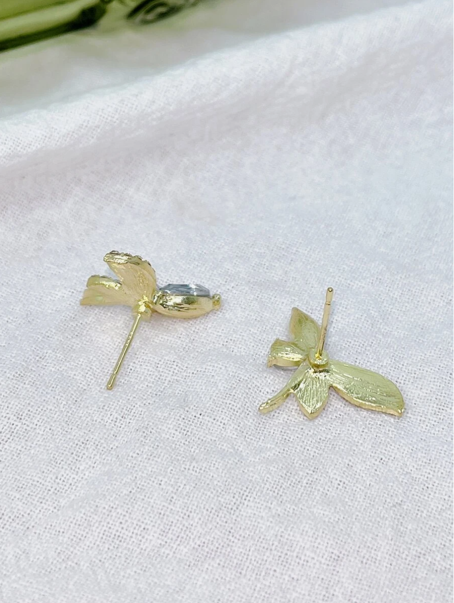 Stylish Stone Stud Earrings