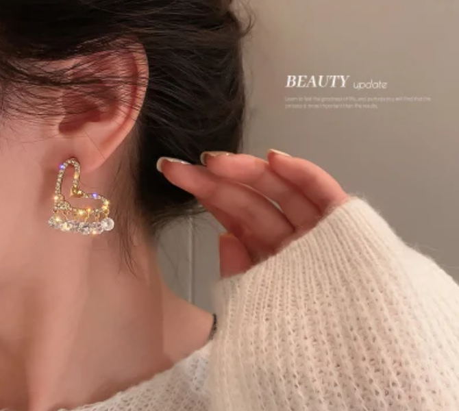 Stylish Heart Hanging Earring
