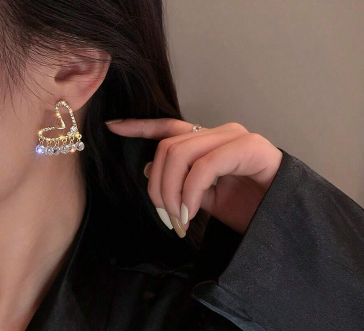 Stylish Heart Hanging Earring