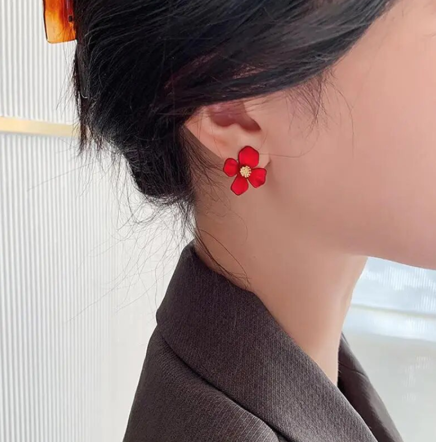 Four Petals Stud Earring