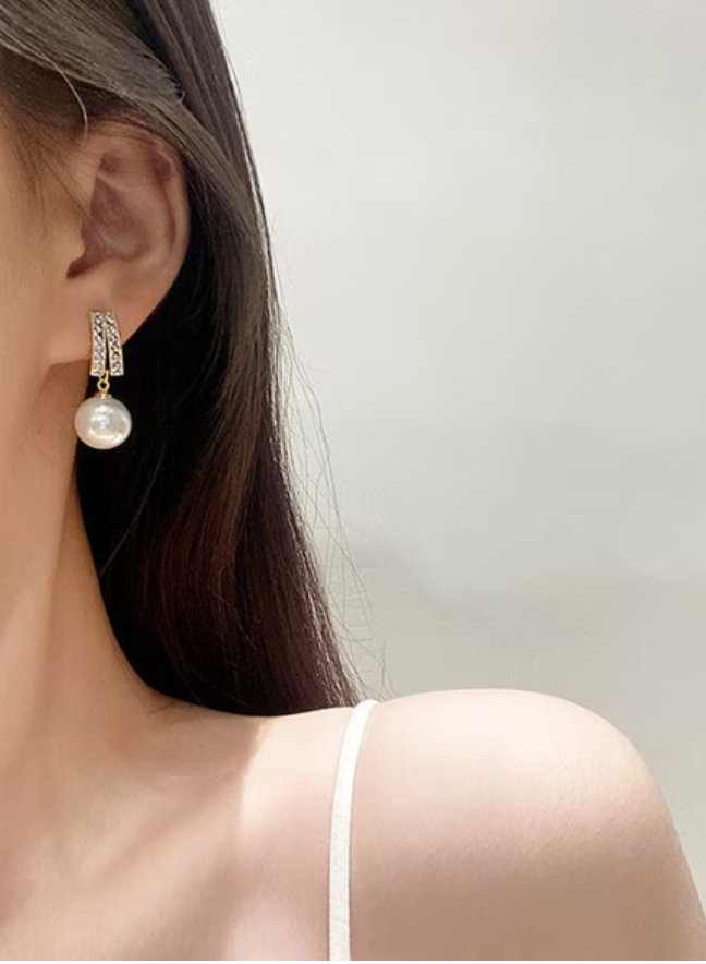 Gold Plated Pearl Tiny Stud Earring