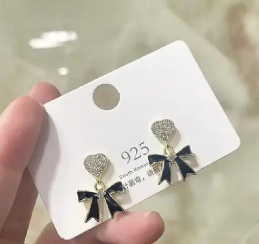 Black bow Drop Earring