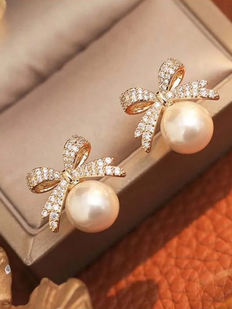 Bow Shaped Pearl Drop Earring