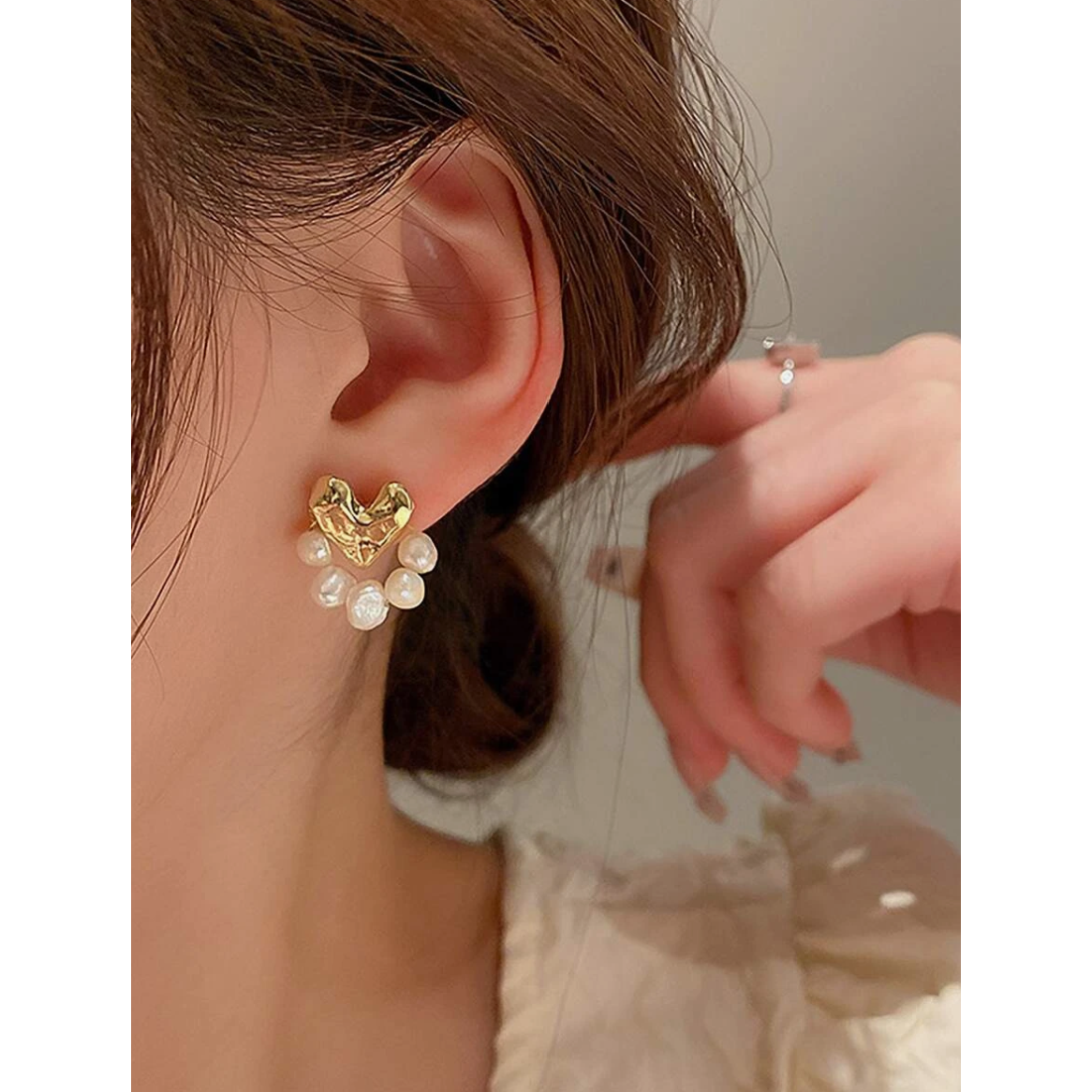 Heart Pearl Stud Earrings