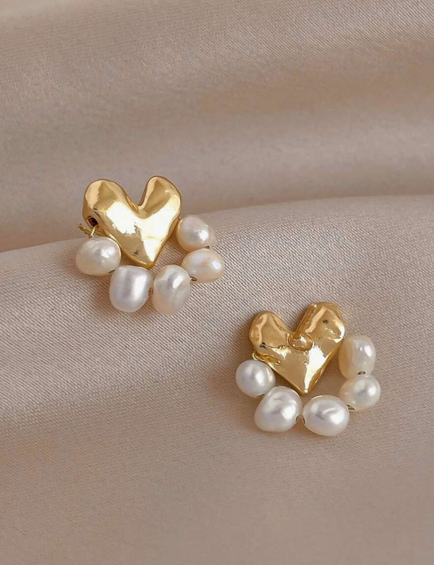 Heart Pearl Stud Earrings
