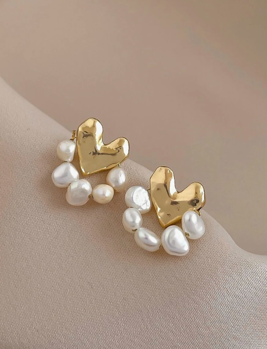 Heart Pearl Stud Earrings