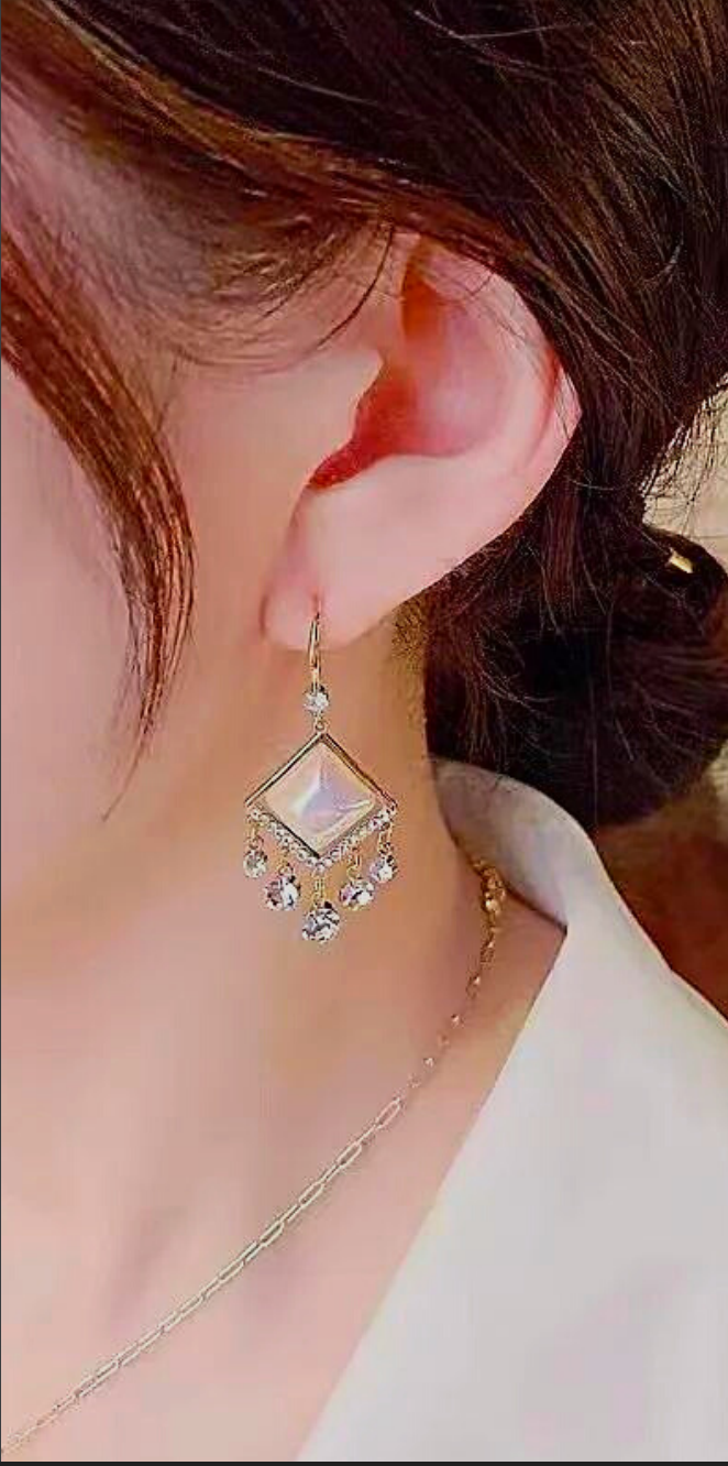 Square Shaped Drop Earring