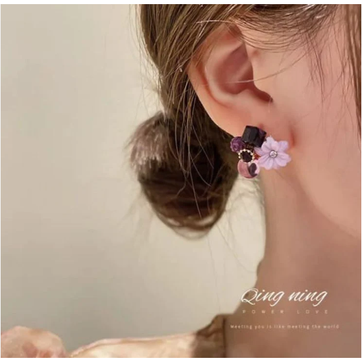Purple Flower Stud  Earring
