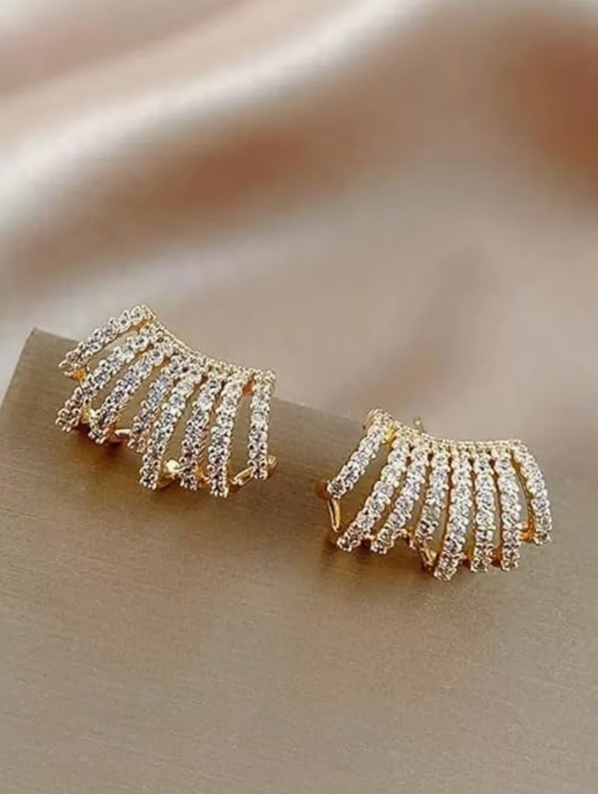 Stylish Stone Hanging Earring