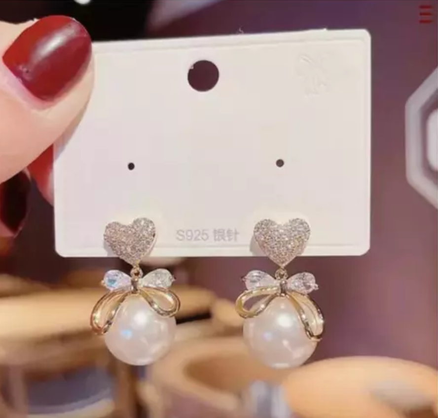Heart Pearl Drop Earring
