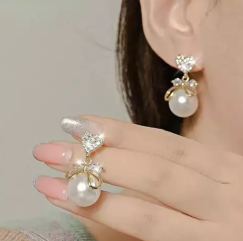 Heart Pearl Drop Earring