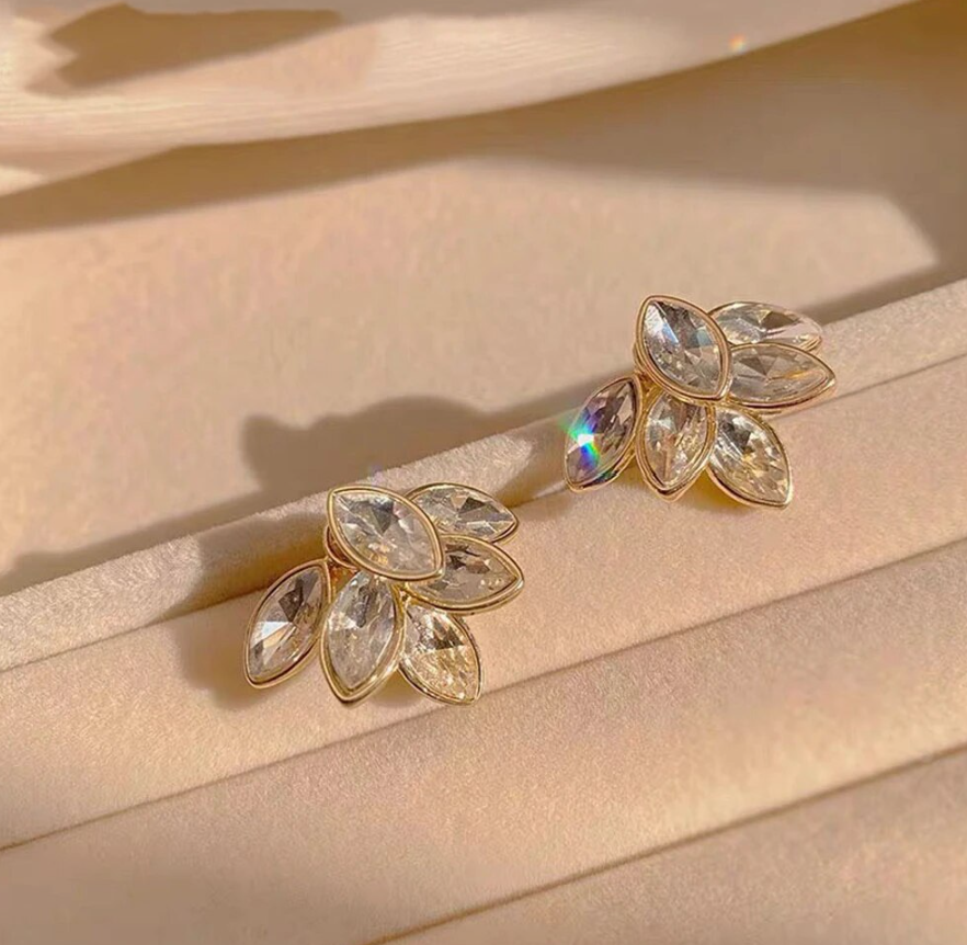 White Crystal Stud Earring