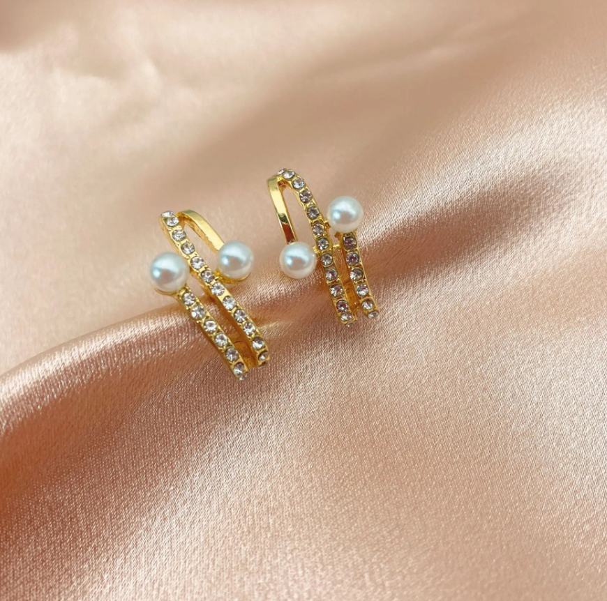 Stylish Decor Stud Earring