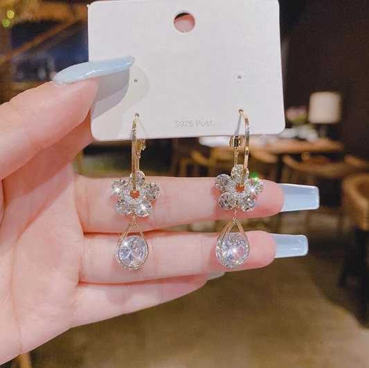 Beautiful Flower Drop Earring